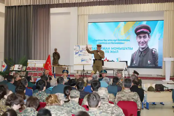 Патриотизм начинается со школы: Национальная гвардия и столичная школа объединились ради памяти героя (2)