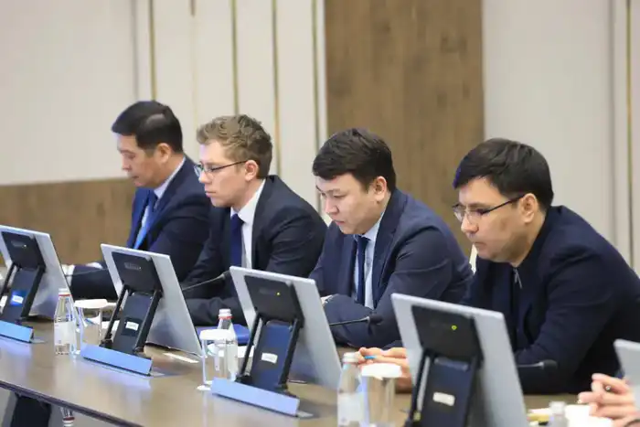 Итоги работы и дальнейшие планы СПК «Актобе» обсудили в областном акимате (5)