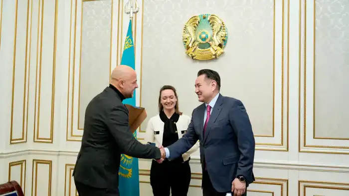 Аким ВКО провел переговоры с послом Австрии в Казахстане (6)