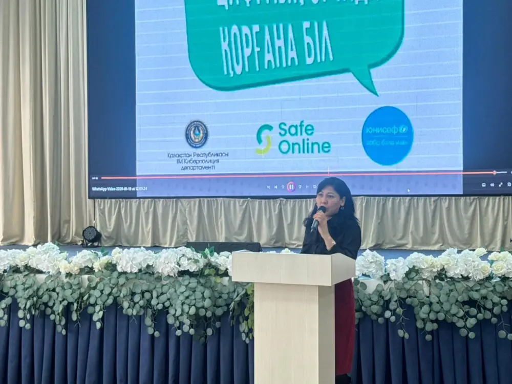 «Закон и порядок»: в столичной школе прошло познавательное мероприятие на тему «Юридические специальности» (3)