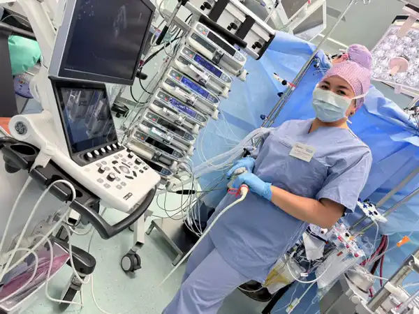 СТОЛИЦА — МЕГАПОЛИС, ГДЕ СОЧЕТАЕТСЯ СОВРЕМЕННАЯ МЕДИЦИНА И ПЕРЕДОВЫЕ ТЕХНОЛОГИИ. (4)