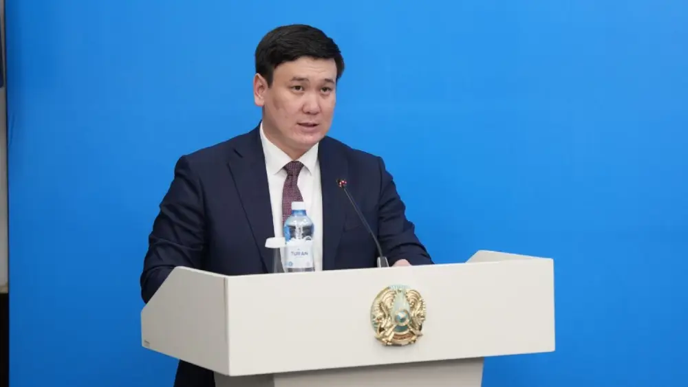 Водосбережение, ограничение посевов риса и контроль за строительством водохранилищ: Канат Бозумбаев посетил Алматинскую область (3)