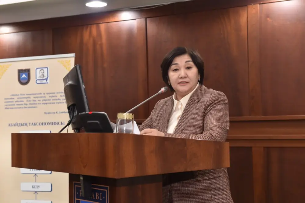 В КазНУ прошло заседание Ученого совета по итогам празднования 180-летия Абая (6)