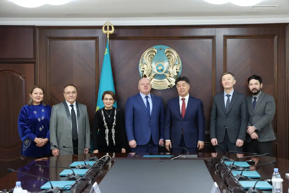 Состоялась рабочая встреча Председателя Высшего Судебного Совета Дмитрия Малахова с Алиханом Байменовым - Председателем Управляющего комитета Астанинского хаба государственной службы (5)