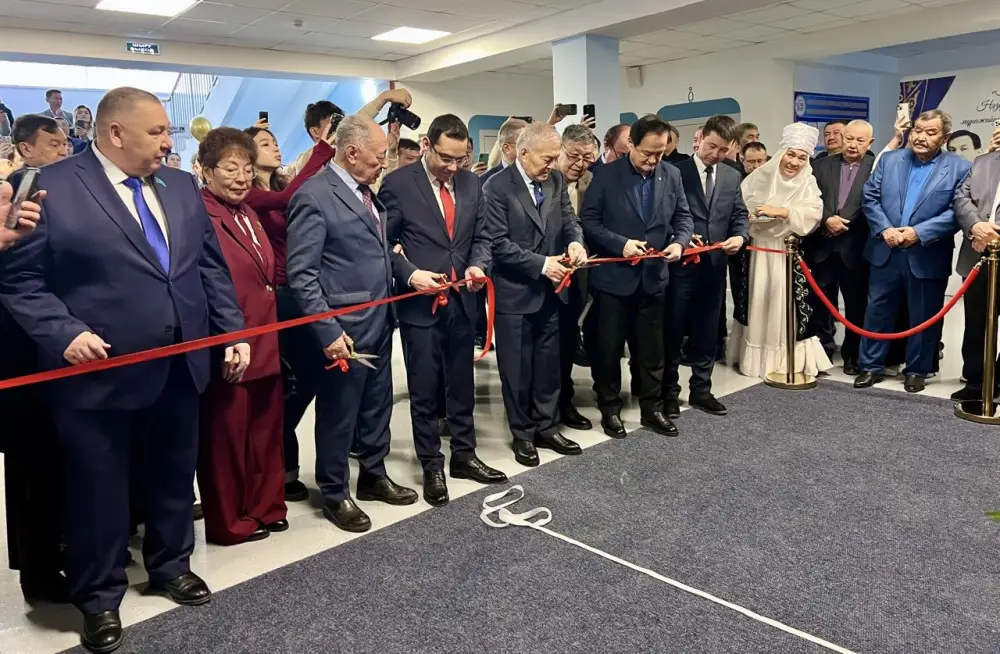 В Астане прошло торжественное мероприятие, посвящённое памяти выдающегося казахского дипломата Назира Торекулова (2)