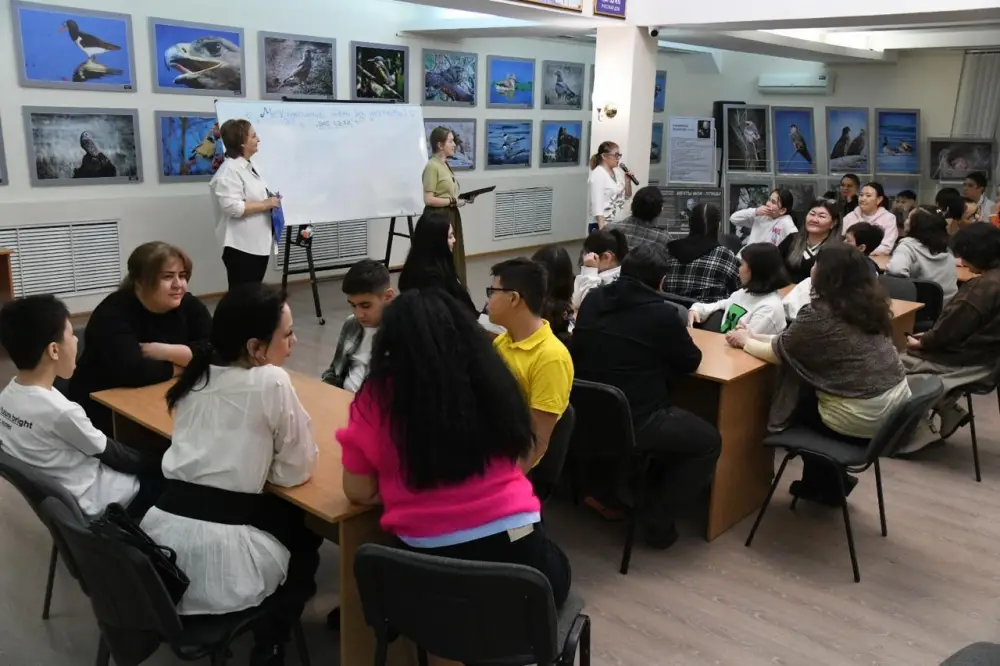 «Вне сети»: необычное мероприятие к Международному дню без интернета провели в Астане (5)