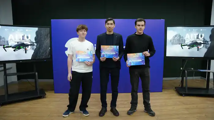 В области Жетісу впервые состоялись региональные соревнования по дрон-рейсингу и авиамоделированию (3)