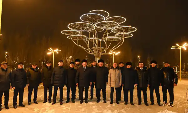 Глава региона ознакомился с ходом реконструкции Президентского парка (6)