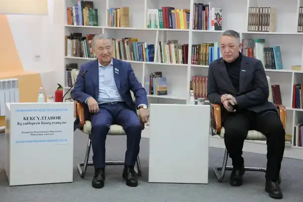 Депутаты Мажилиса обсудили реформы и социальные инициативы с учёными Караганды (2)