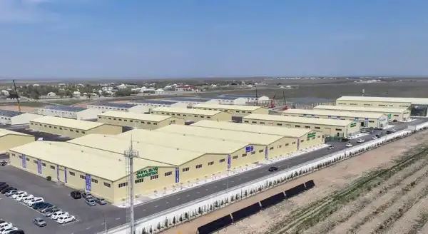 ТУРКЕСТАН: В ПРОМЫШЛЕННЫХ ЗОНАХ САУРАНА ВЕДЕТСЯ СТРОИТЕЛЬСТВО ОКОЛО 140 ЗДАНИЙ (4)