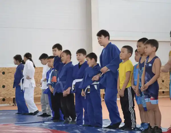 В Шалкарском районе введён в эксплуатацию новый спортивный комплекс: проект, давший импульс развитию села Бозой (5)