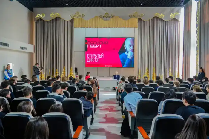 «Закон и порядок»: в Астане известный боксер встретился со школьниками (7)