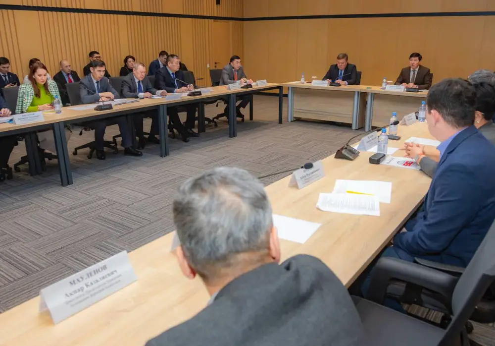 Казахстан переходит к системному управлению несырьевым экспортом (7)