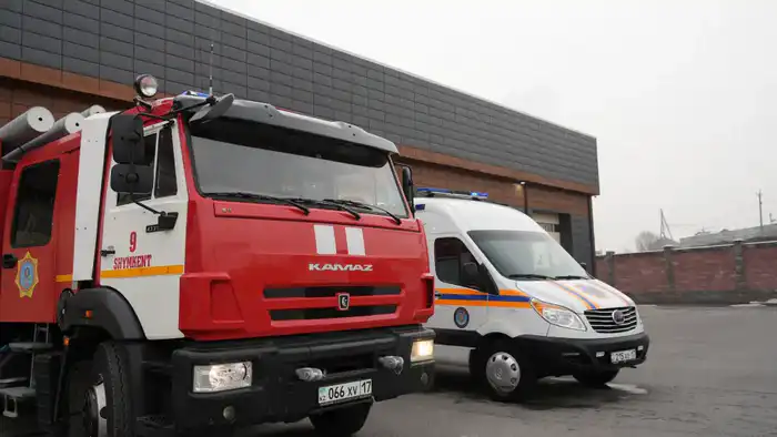 Уступят ли водители дорогу спецтранспорту? МЧС и блогеры проводят социальный эксперимент (3)