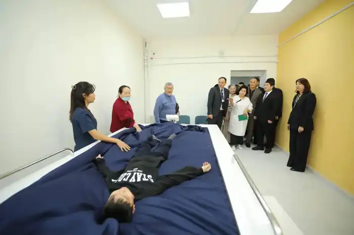 В Жанаозене состоялось техническое открытие реабилитационного центра для детей с особыми потребностями (2)