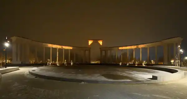 Глава региона ознакомился с ходом реконструкции Президентского парка (9)