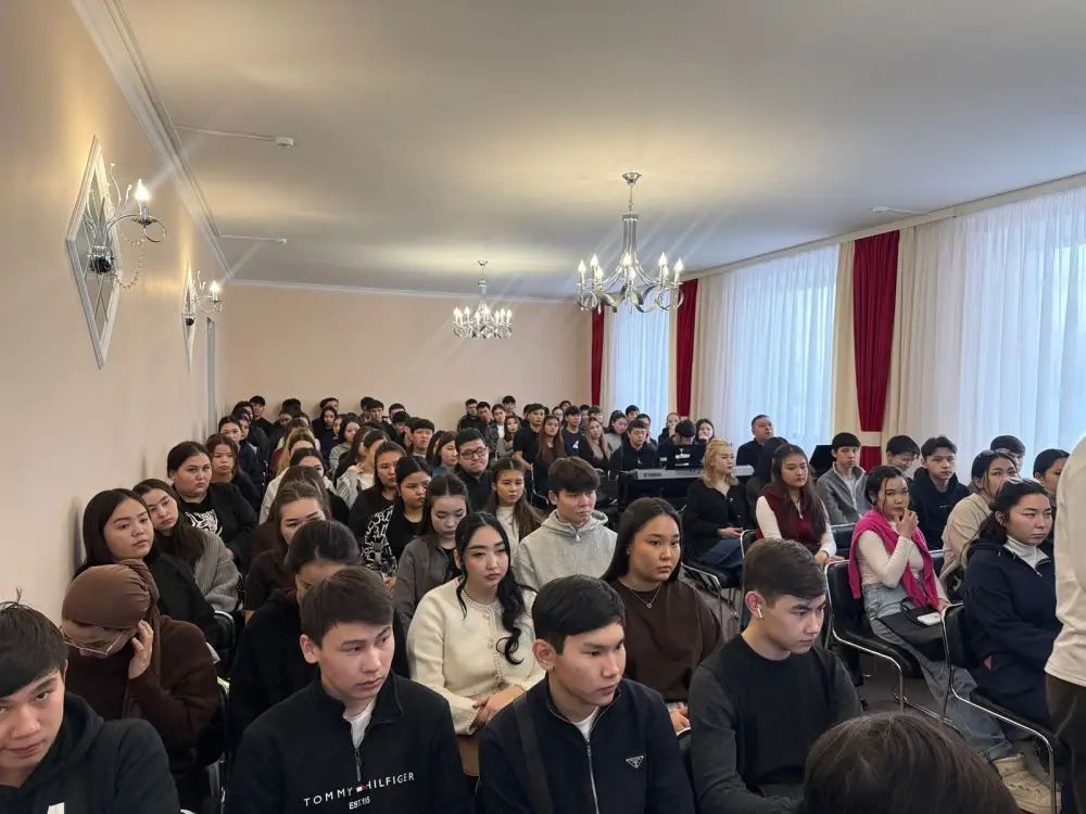 Молодежная диалоговая площадка: «Таза Қазақстан — единство и ответственность» (3)