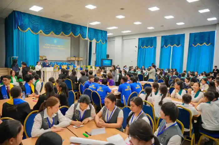 «Закон и порядок»: конкурс по правовой грамотности провели среди столичных школьников (3)