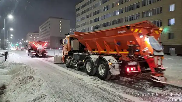 Почти 50 тысяч кубометров снега вывезли за день из Астаны (2)