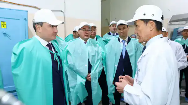 Олжас Бектенов проверил исполнение поручений Президента по развитию научной базы атомной отрасли в Алматы (2)