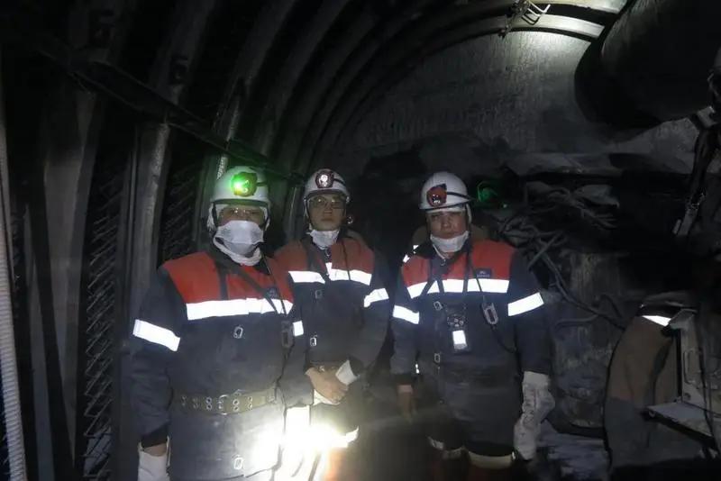 Вице-министр по чрезвычайным ситуациям посетил шахты Karaganda Komir (3)