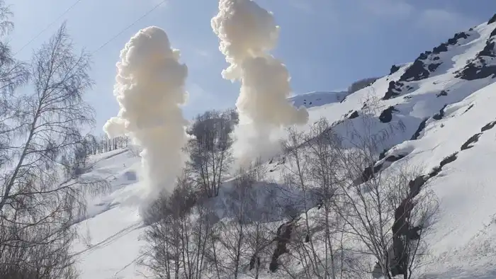 МЧС предупреждает о лавиноопасной обстановке в горных районах Казахстана (5)