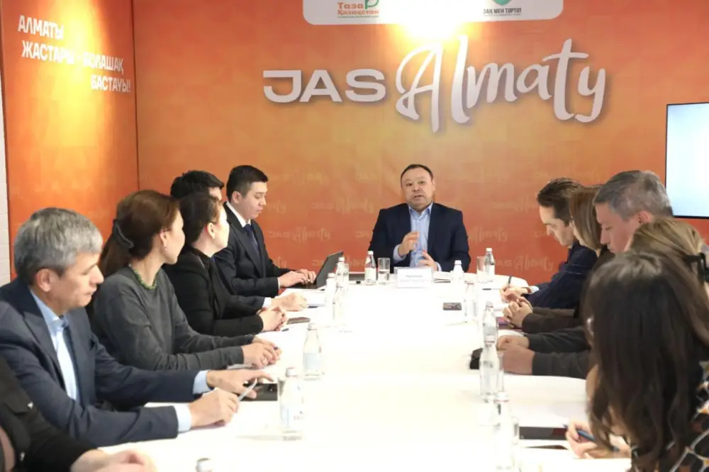 В Алматы обсудили роль науки в развитии города с участием молодых ученых (4)