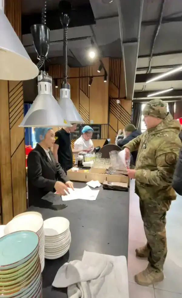 Столичным точкам общественного питания напомнили о правилах пожарной безопасности (3)