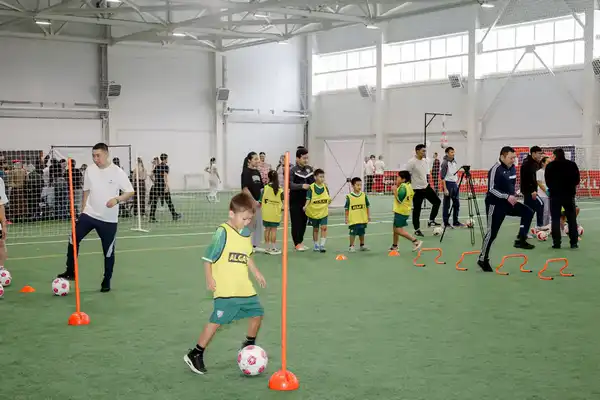 Футбол вместо обычного урока: как работает программа «Алға!» в Карагандинской области (2)