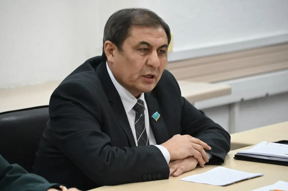 Дисциплина и быт: замминистра проверил войсковые части Карагандинского гарнизона (5)