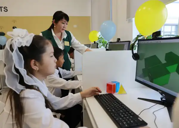 Проблема трехсменного обучения в Жамбылской области полностью решена (5)