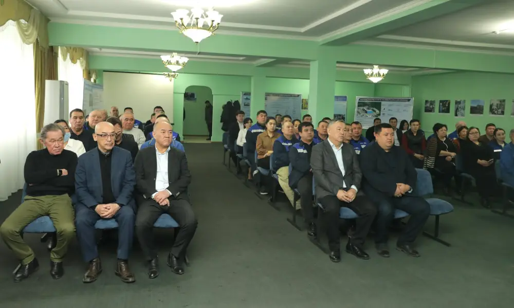 Награждены работники коммунальных учреждений (5)