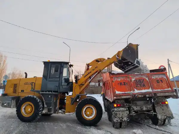 Более двух миллионов кубометров снега вывезли из Астаны с начала зимы (9)