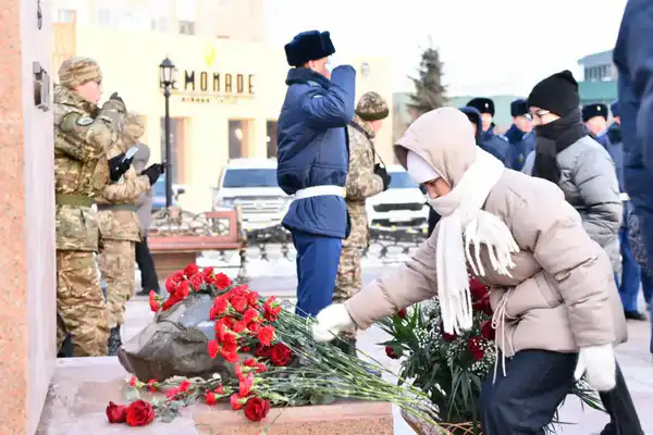 В Актюбинской области прошли мероприятия, посвященные памяти Алии Молдагуловой (8)