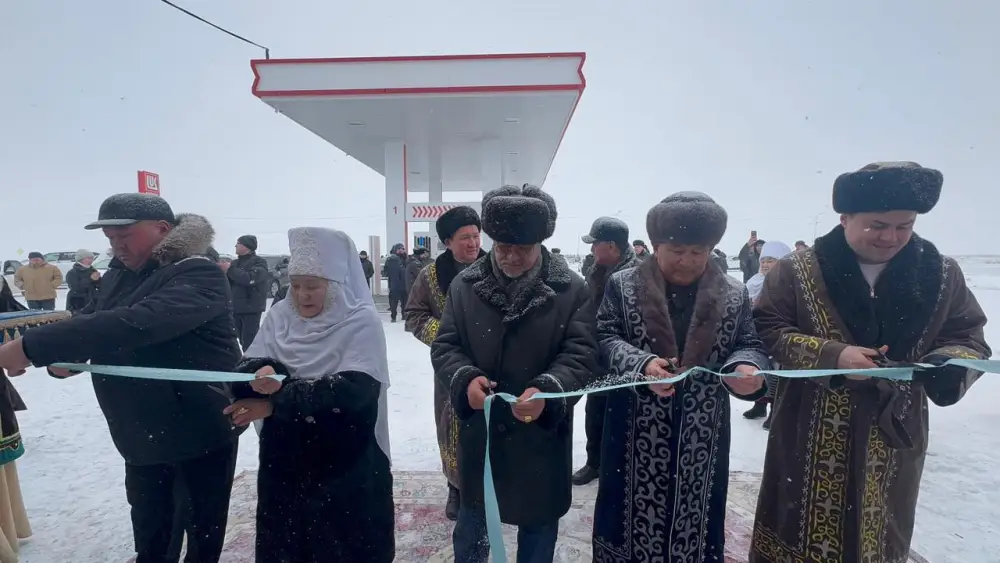 В Абайском районе открылся автозаправочный комплекс (2)