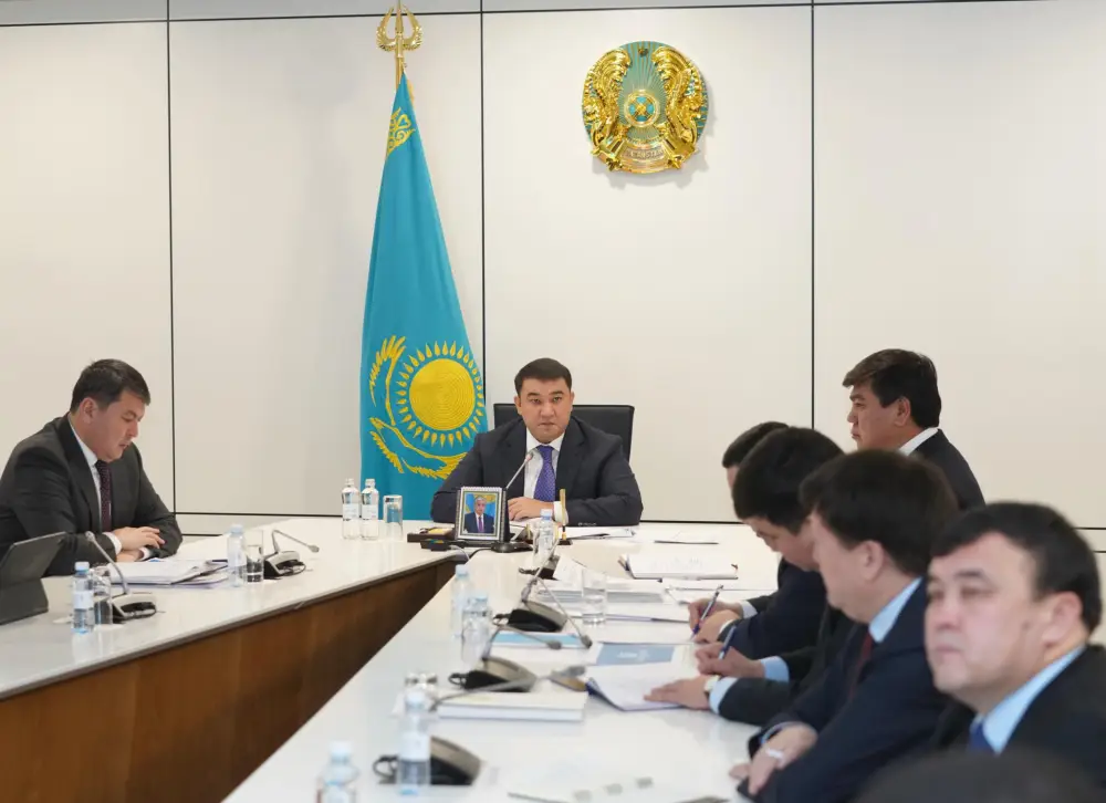 В ТУРКЕСТАНСКОЙ ОБЛАСТИ УСИЛЯТ РАБОТУ ПО ТРУДОУСТРОЙСТВУ ВЫПУСКНИКОВ КОЛЛЕДЖЕЙ (3)