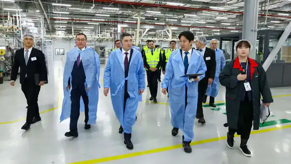 Премьер-министр посетил ряд предприятий Алматинской области и ознакомился с объемами привлеченных инвестиций (5)