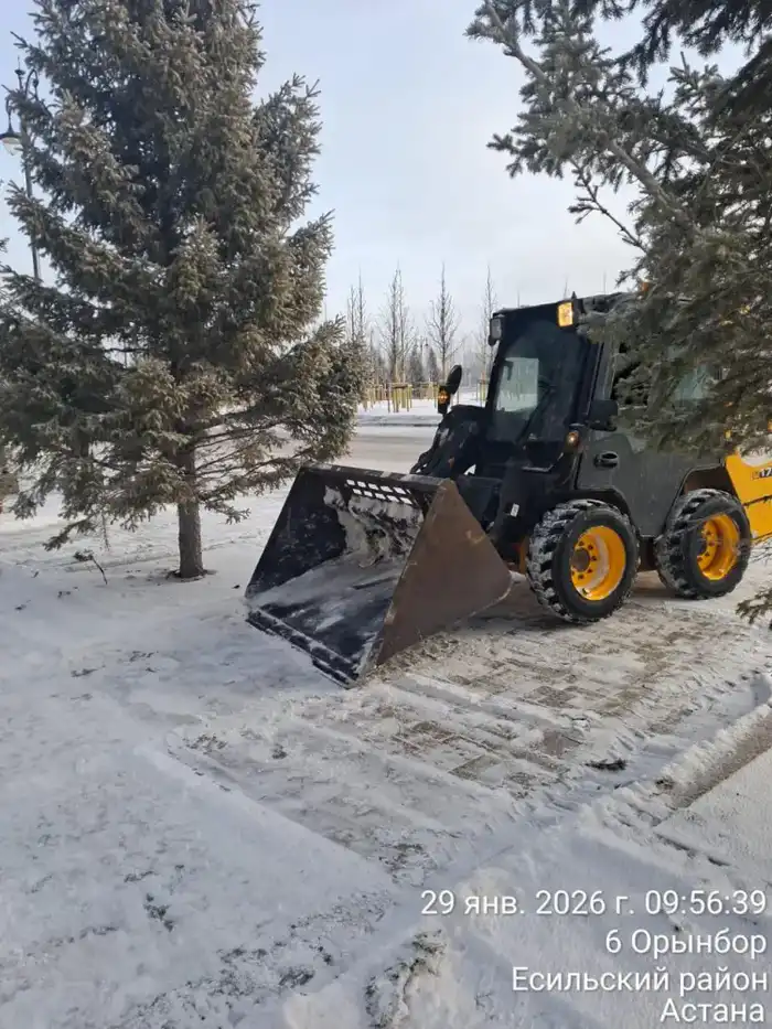 Из Астаны вывезено около 3,3 млн кубометров снега (2)
