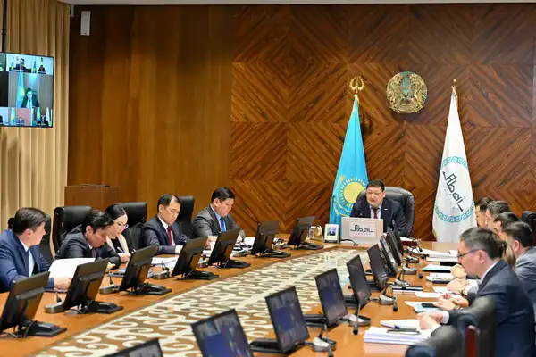 В области Абай обсудили актуальные вопросы сферы образования (6)