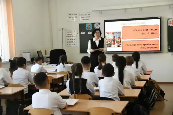 «Закон и порядок»: серию воспитательно-профилактических мероприятий проводят в столичной школе (7)