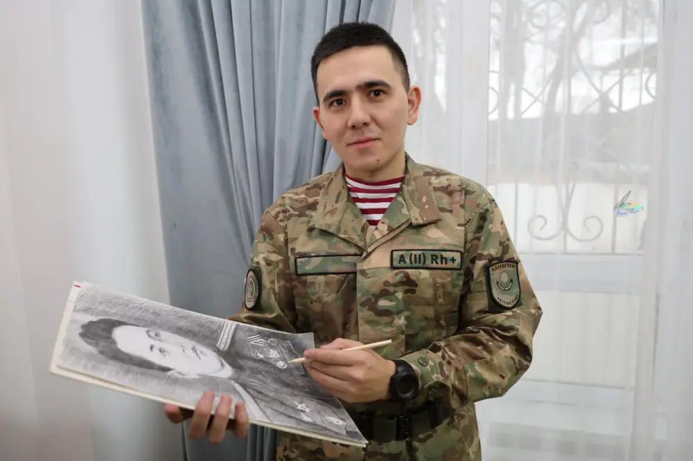 Герои на холсте: военнослужащий нарисовал портреты для музея Национальной гвардии (4)