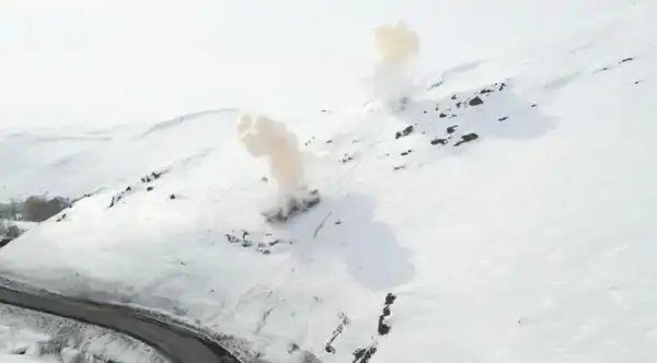 МЧС принимает превентивные меры в лавиноопасный период (3)