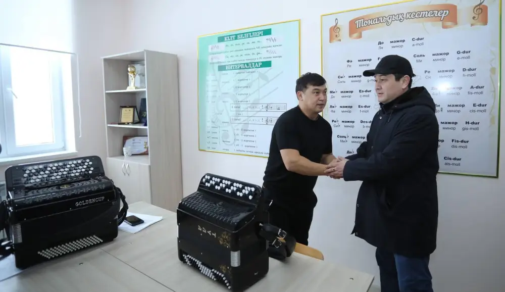 Нурдалет Килыбай ознакомился с работой ряда социальных и инфраструктурных объектов в селе Сайотес (3)