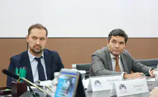 Встреча министра промышленности и строительства с главой Казахмыса