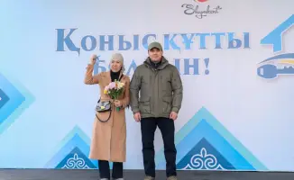 В микрорайоне «Тұран» 24 семьи получили ключи от арендного жилья