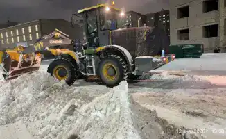 Коммунальные службы Астаны активно борются со снегом, вывозя почти 50 тысяч кубометров за день