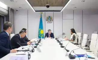 Обсуждение государственной поддержки жилья и лизинга автобусов на приёме граждан у министра: возможные последствия для населения