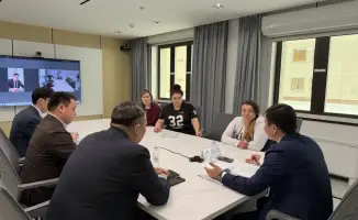 Куандык Кажкенов обсуждает поддержку отечественных товаропроизводителей и жилищные проблемы на приеме граждан