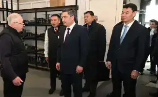 Премьер-министр Олжас Бектенов проверяет рост высоких технологий в «Алатау»: путь к инновационному будущему Казахстана