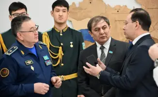 Замминистра обороны встретился с молодежью и ветеранами для обсуждения доверия и условий службы